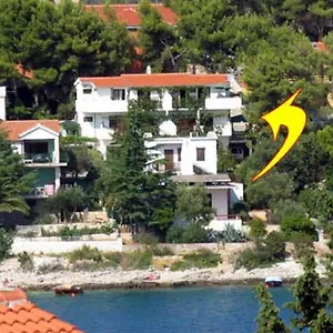  Apartament Dane-30m From Sea Chorwacja