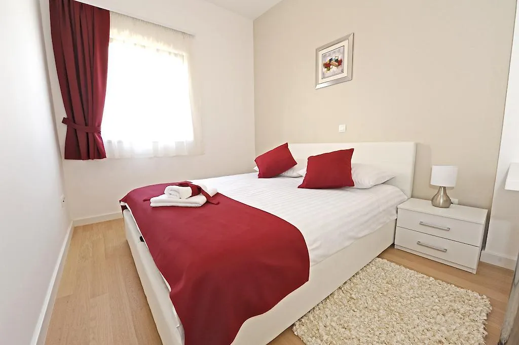 Apartments Villa Violet Zadar 0*,